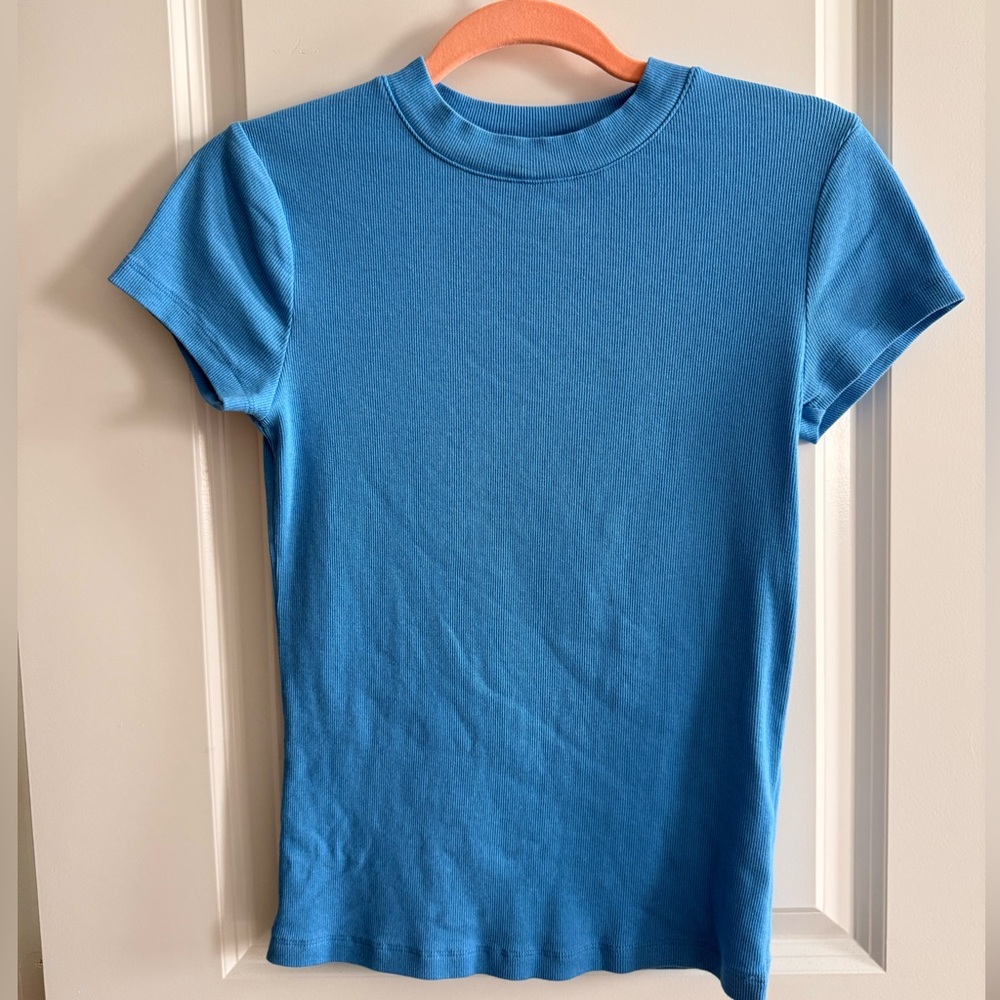 A new day ribbed tee